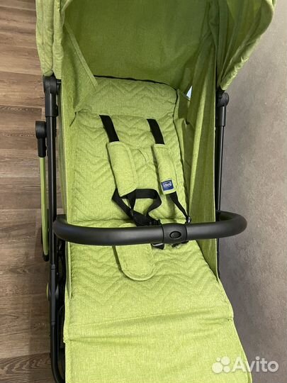 Коляска для путешествий chicco trolley