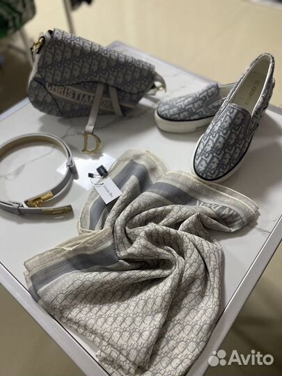 Кеды,сумка,шарф,ремень