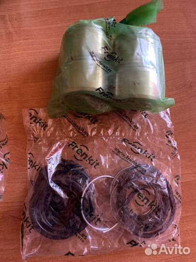 Ремкомплект суппортов Pajero Prado