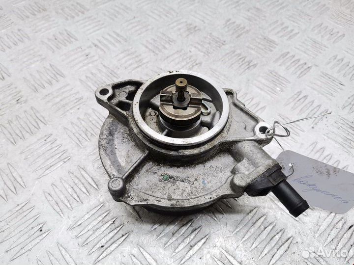 Насос вакуумный для Audi A6 C6 059145100J