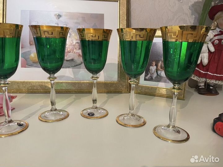 Ваза и бокалы цветной хрусталь