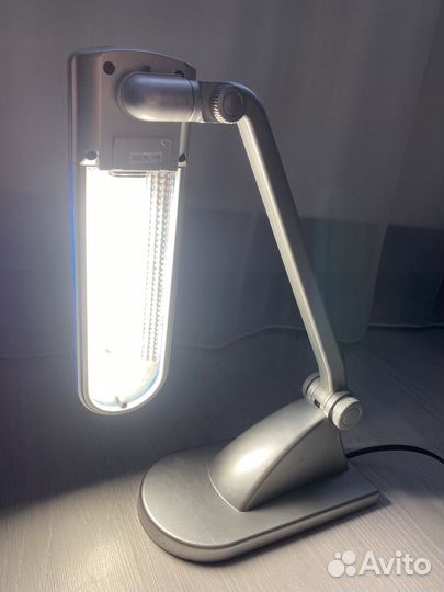 Лампа настольная