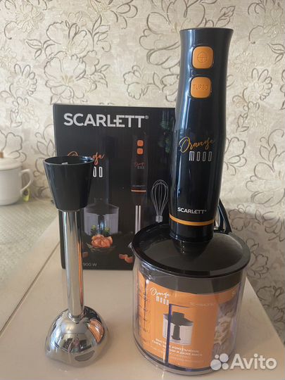 Блендер погружной scarlett новый 900 Вт