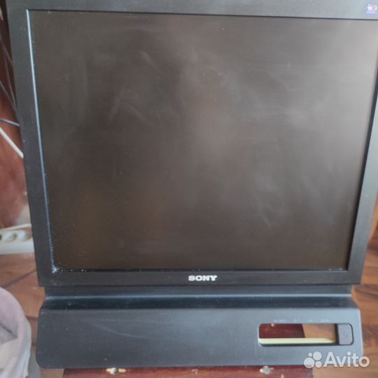 Монитор Sony 19
