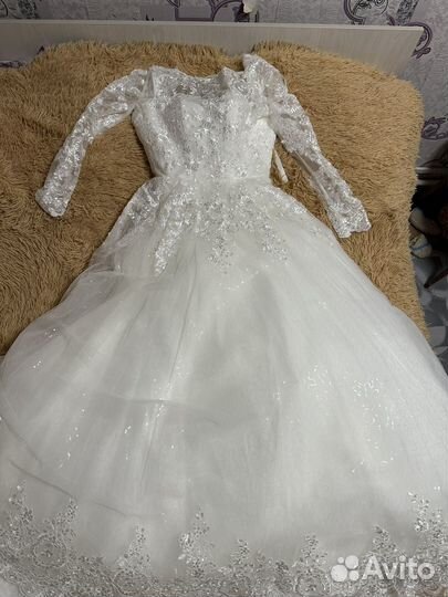Свадебное платье 40 42