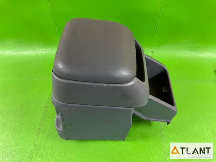 Бардачок между сиденьями toyota prado