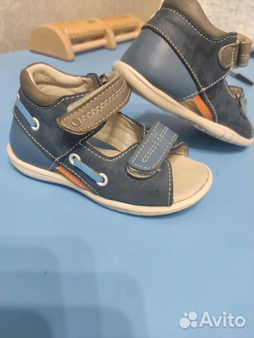 Сандалии для мальчика 22-23 размер
