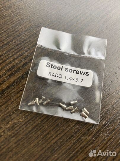 Винты для часов Rado (на заднюю крышку)
