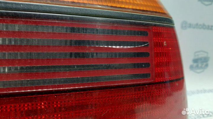 Фонарь задний правый Volkswagen Golf 3 1H1