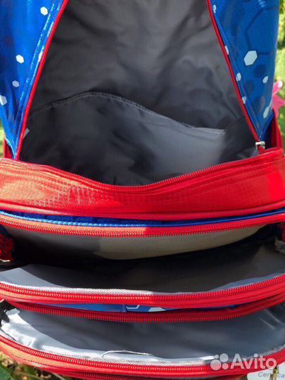 Рюкзак школьный