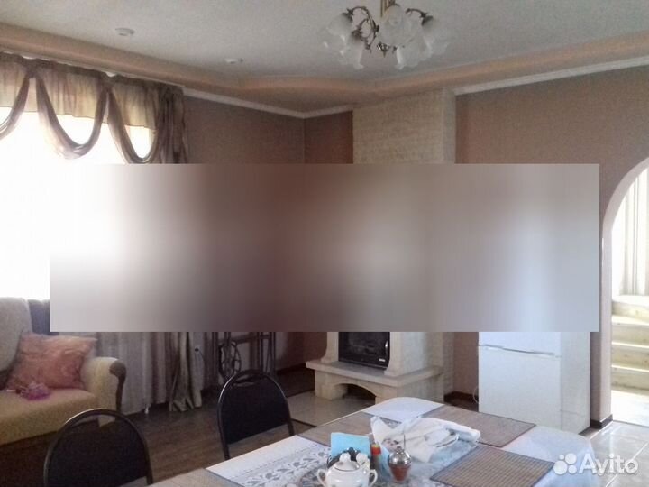 Прораб с бригадой