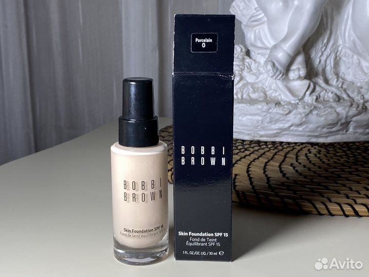 Тональный крем Bobbi Brown Porcelain 0