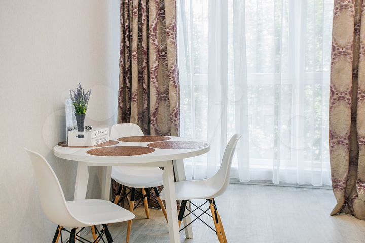 2-к. квартира, 54 м², 4/13 эт.