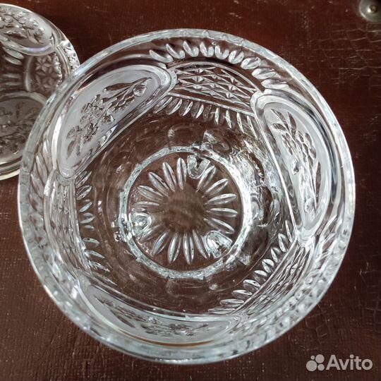 Хрустальная конфетница, бонбоньерка Югославия