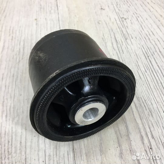 Сайлентблок балки Renault megane 3