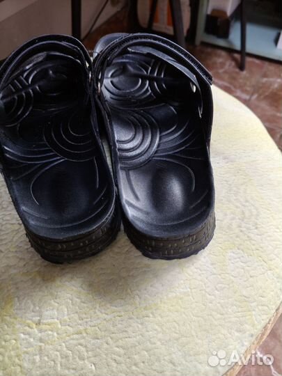 Босоножки 39