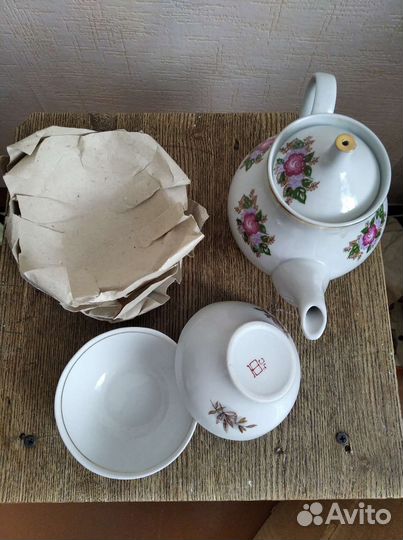 Продам новую посуду кружки, пиалы, чайники