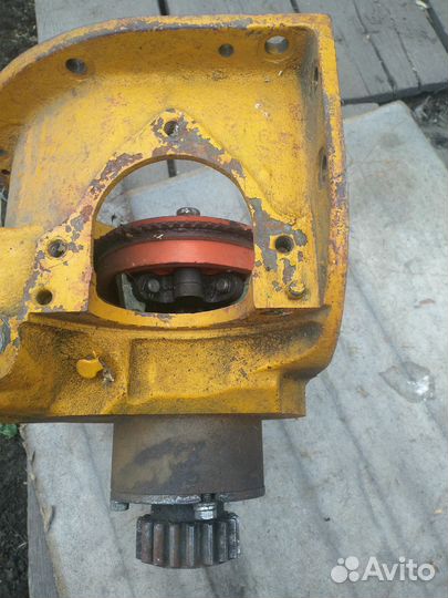 Муфта сцепления пускового двигателя т-130