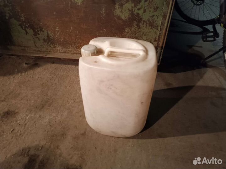 Канистра пластиковая 30 литров