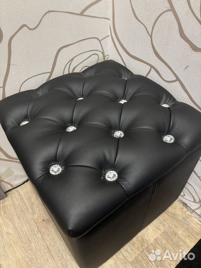 Пуфик в прихожую с ящиком