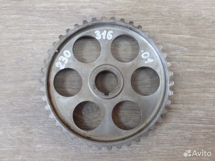 Шестерня (шкив) распредвала 2110