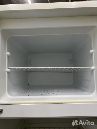 Холодильник бу rosenlew