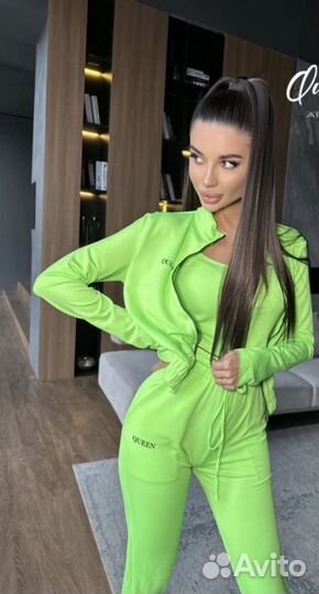 Спортивный костюм женский новый