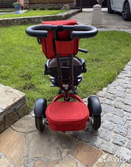 Трехколесный велосипед-коляска Bentley