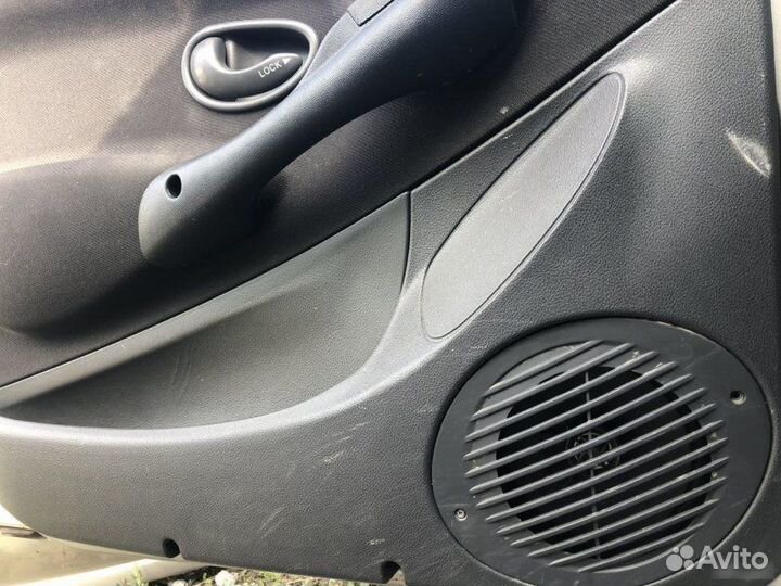 Стеклоподъемник передний левый Fiat Albea