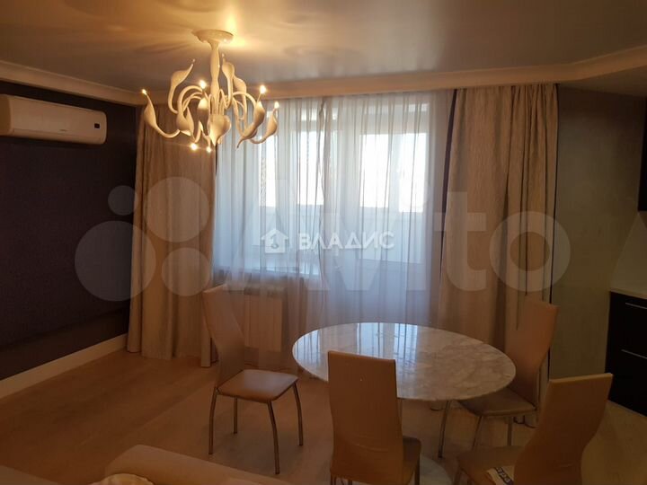 3-к. квартира, 83 м², 10/12 эт.