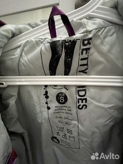 Сноубордический зимний костюм женский