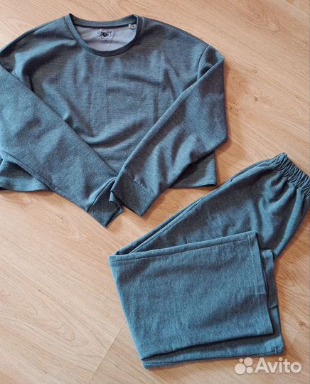 Вещи пакетом на девушку