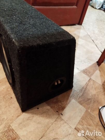 Сабвуфер LADA