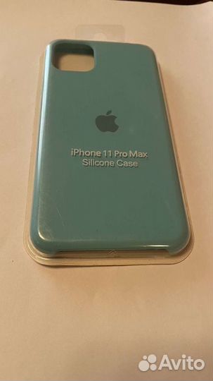 Чехол на iPhone с логотипом