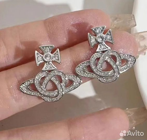 Серьги и подвеска в стиле Vivienne westwood