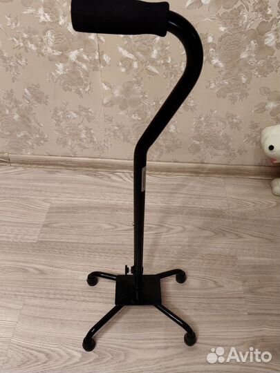 Трость 4 опорная Брониген