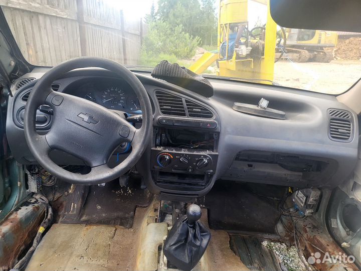 Приборная панель lanos