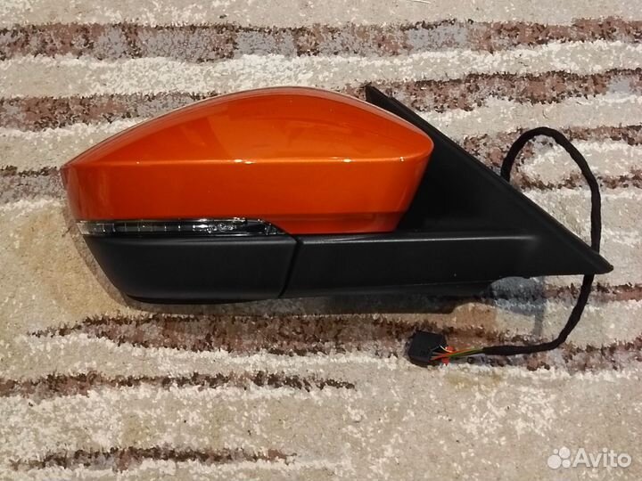 Новое зеркало правое Skoda Kodiaq оранжевый 8 pin