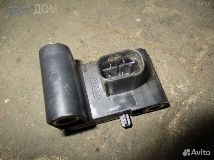 Датчик ускорения BMW E90 s1061281