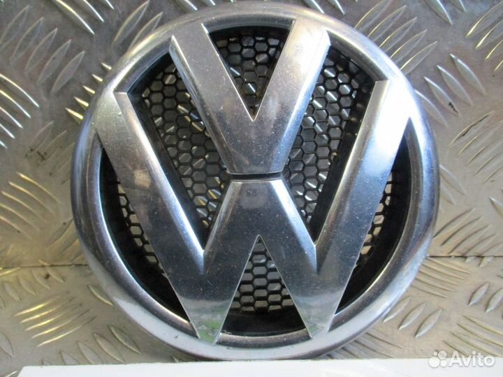 Эмблема в решётку радиатора Volkswagen Crafter 11г