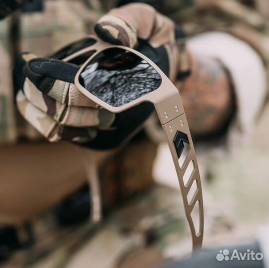 Очки Gatorz Delta M4 Tan Cerakote Smoke Polarized