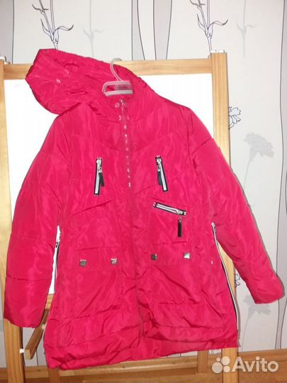 Красные зимние Куртка и Варежки машинное производс