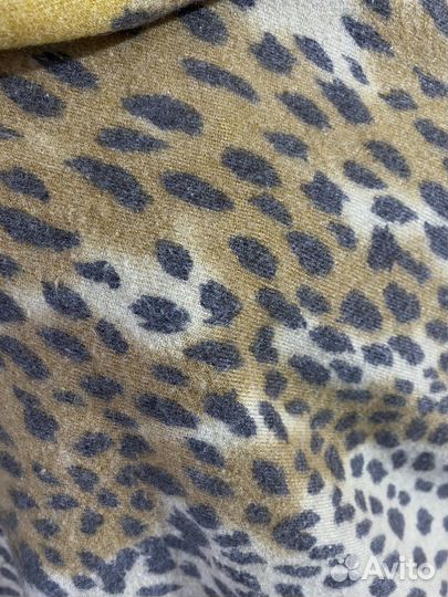 Палантин анималистический принт