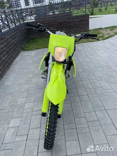 Avantis 250 FX 250 LUX