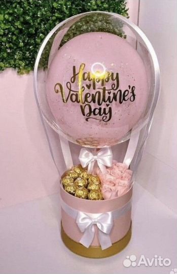 Подарочный бокс со сладостями