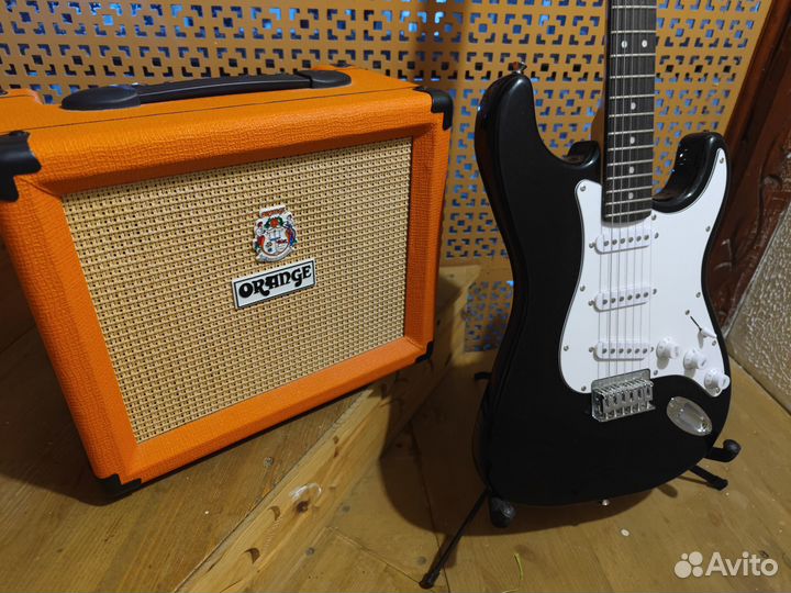Fender squier stratocaster Комбик Электрогитара