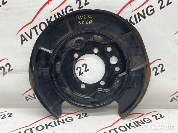 Щиток тормозного диска задний левый Nissan Murano