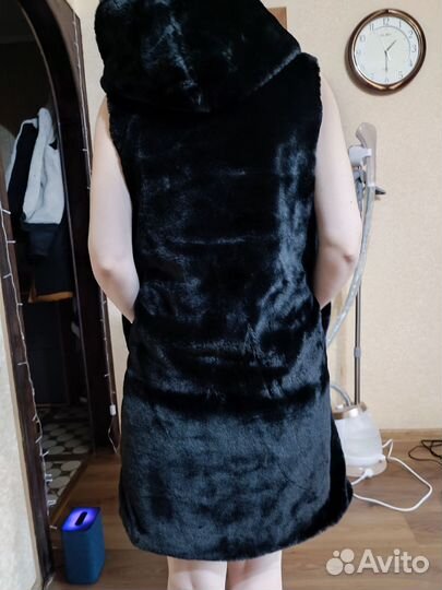 Жилет меховой женский