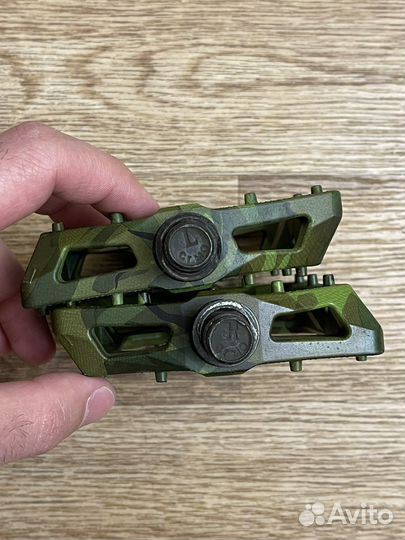 Педали велосипедные Salt Stealth Pedal