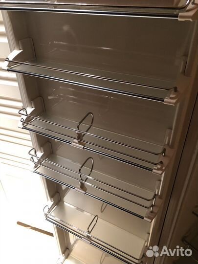 Морозильная камера miele